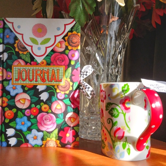 💥CLOSING Nov.1 SALE💥 Journal & Coffee Mug Scented Candle Set - Picture 6 of 9